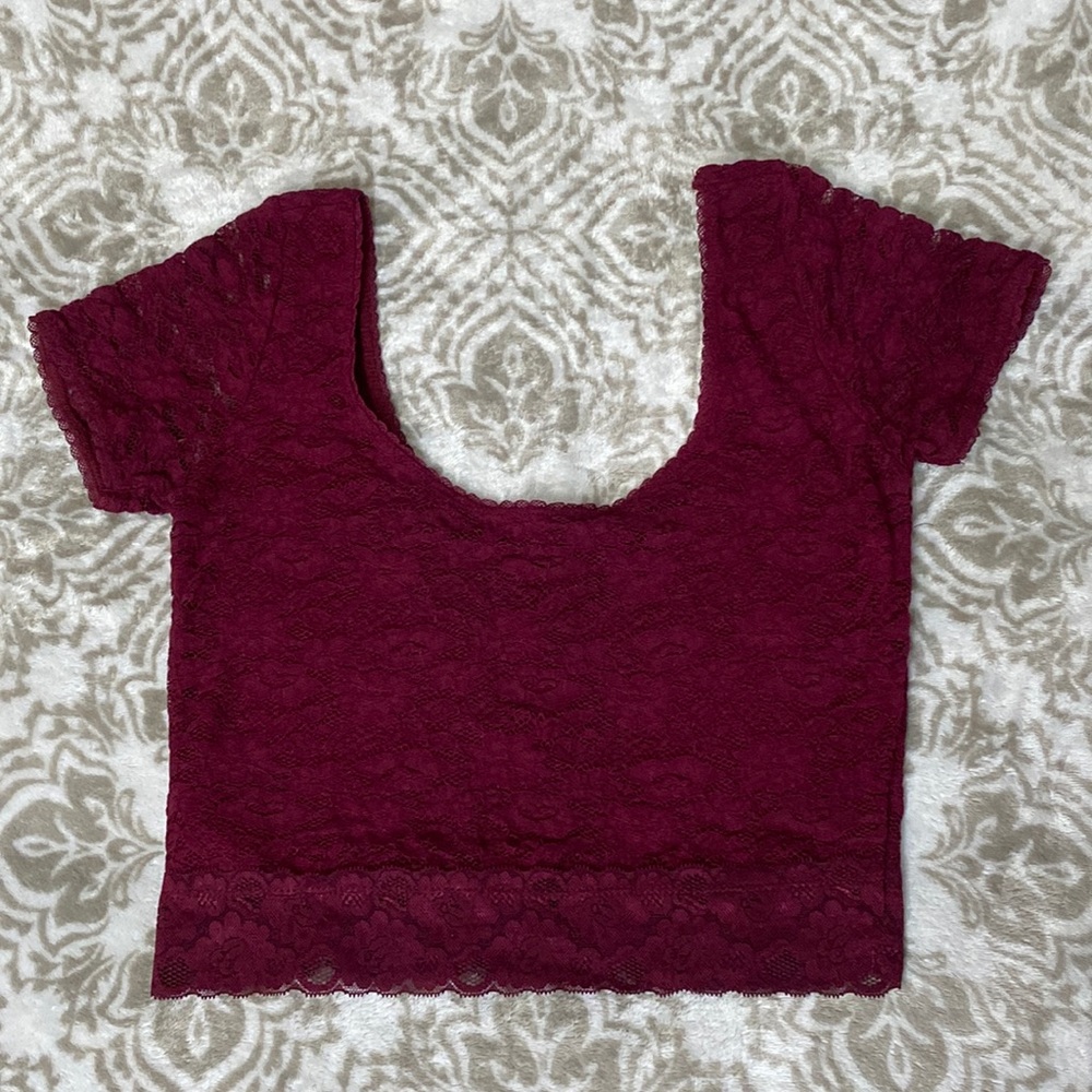 Forever21 Burgundy lace crop top ❤️